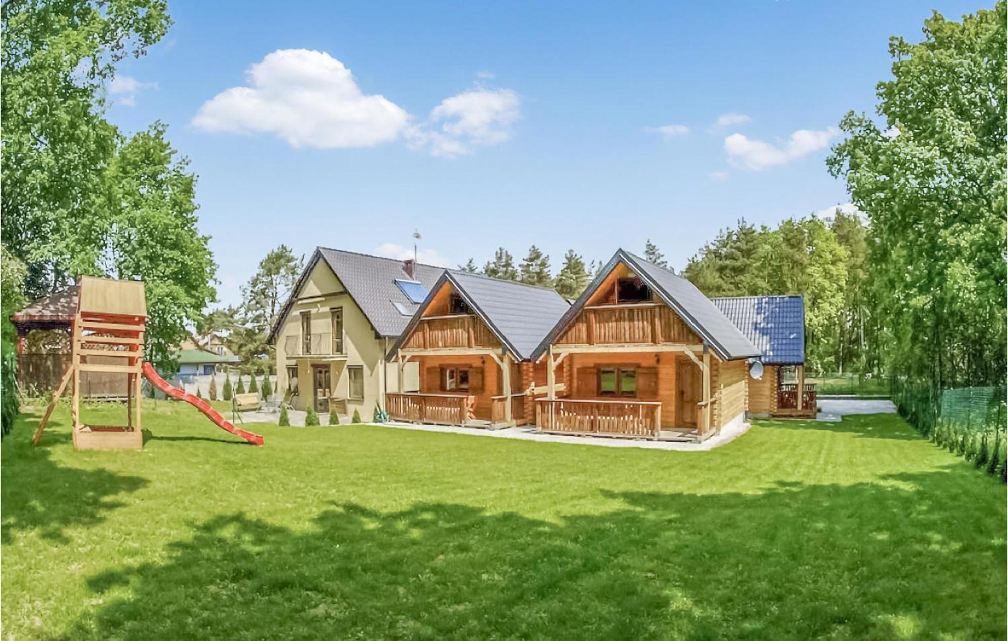 Awesome Home In Jaroslawiec With Wifi Bagian luar foto